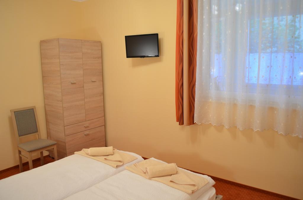 Gesztenye Apartman Makó Kamer foto