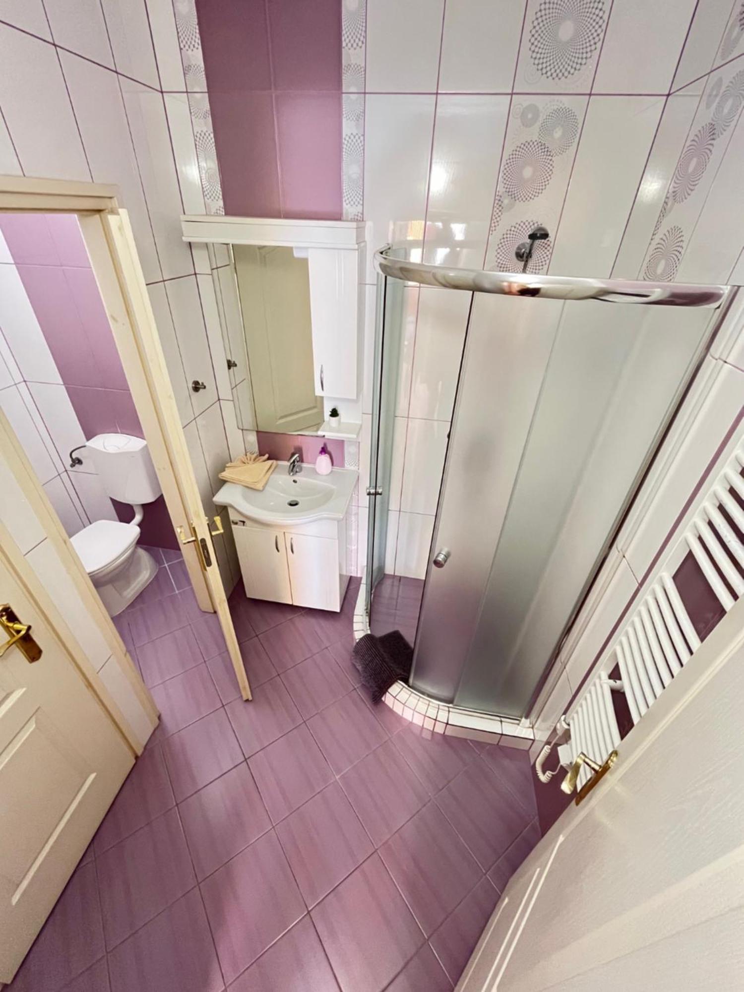 Gesztenye Apartman Makó Buitenkant foto