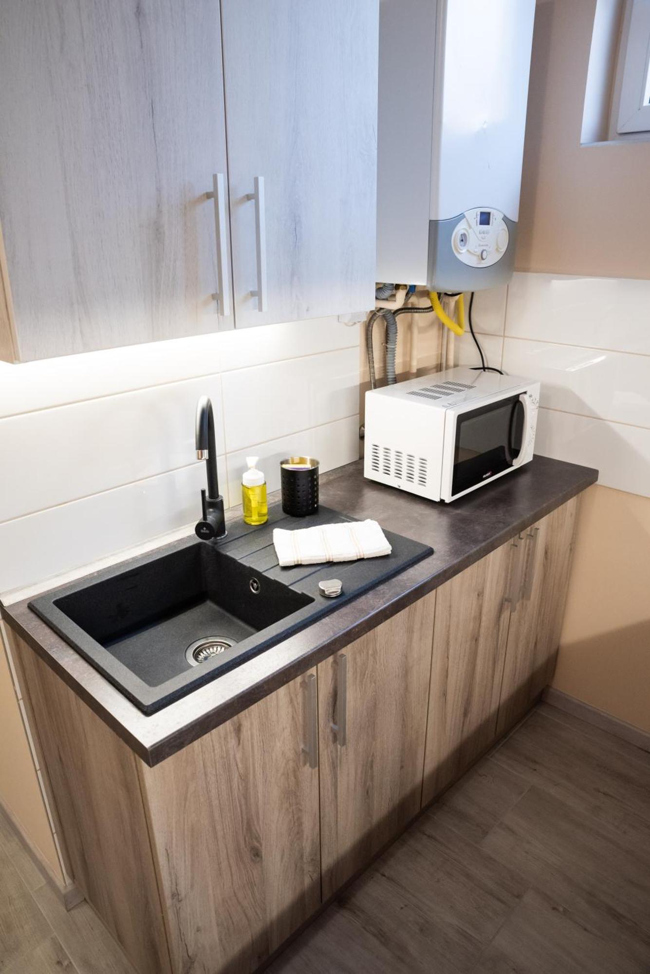Gesztenye Apartman Makó Buitenkant foto